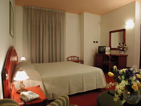 סירקוזה Best Western Palace Hotel Helios